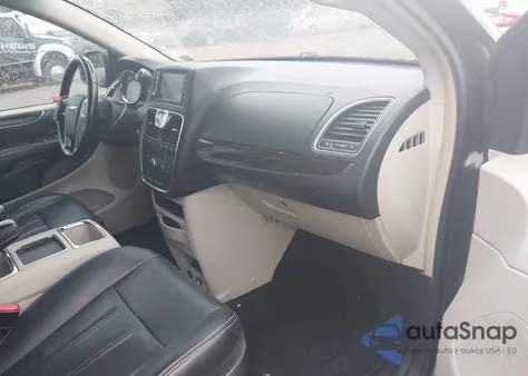 2015 Chrysler Town & Country Touring from USA, damaged, VIN 2C4RC1BG9FR694264